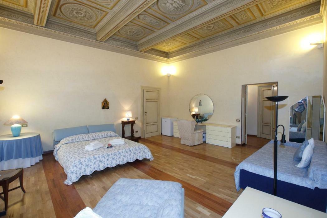 Residenza D'Epoca Montanini Bed & Breakfast Siena Eksteriør bilde
